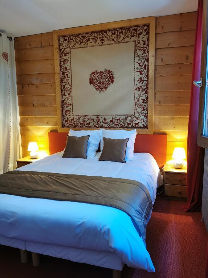 Au Feu De Bois Hotel 2*