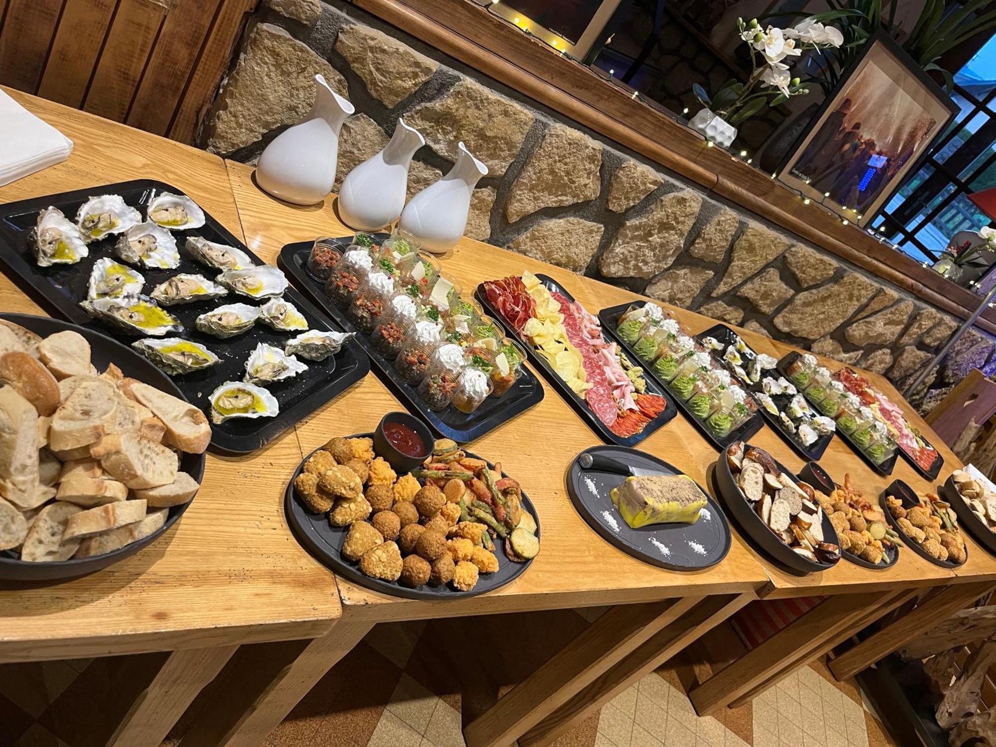Hotel Au Feu De Bois Bar à Vin Le 1605 Autrans-Meaudre-en-Vercors