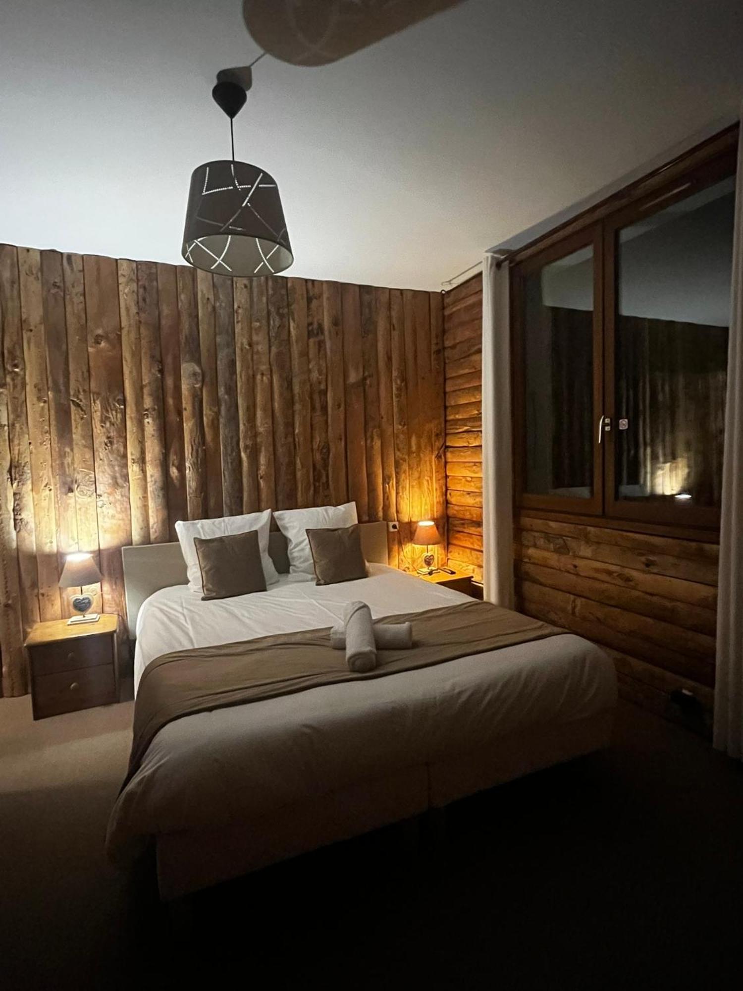Hotel Au Feu De Bois